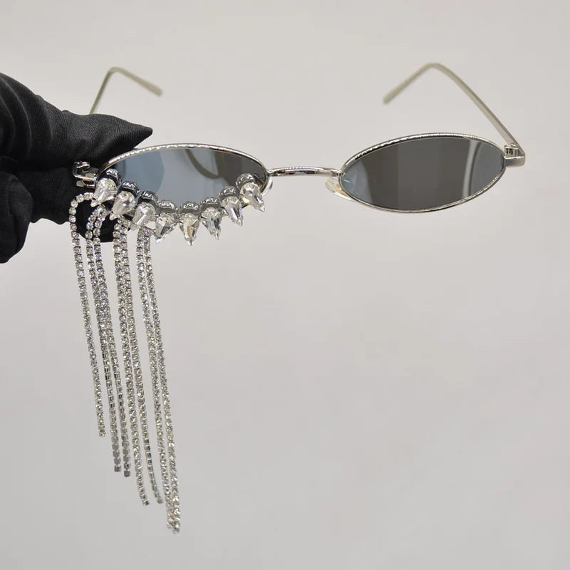 Korean-style Luxury Glamorous Rhinestone-tasseled Sunglasses With A Niche Designer-inspired Look